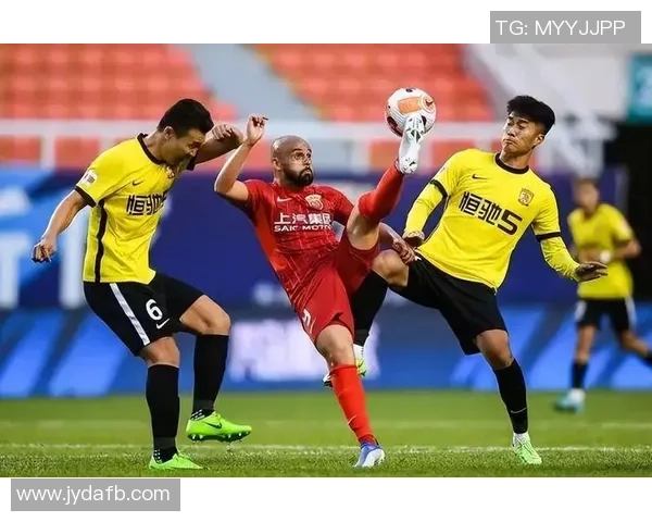 广州网球队在世界杯中的战术意识与团队协作表现分析