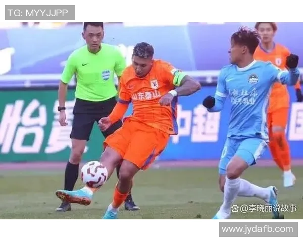 广州与杭州足球队对决赛后分析比赛节奏与战术变化的深度解读