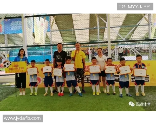 培养足球明星精神的有效方法与实践探索之路 培养足球明星精神的有效方法与实践探索之路